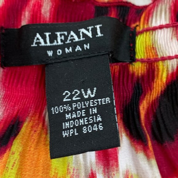 Alfani Women's Floral Pleated Blouse Size 22W Cap Sleeve Red Yellow White Lined - Picture 4 of 15
